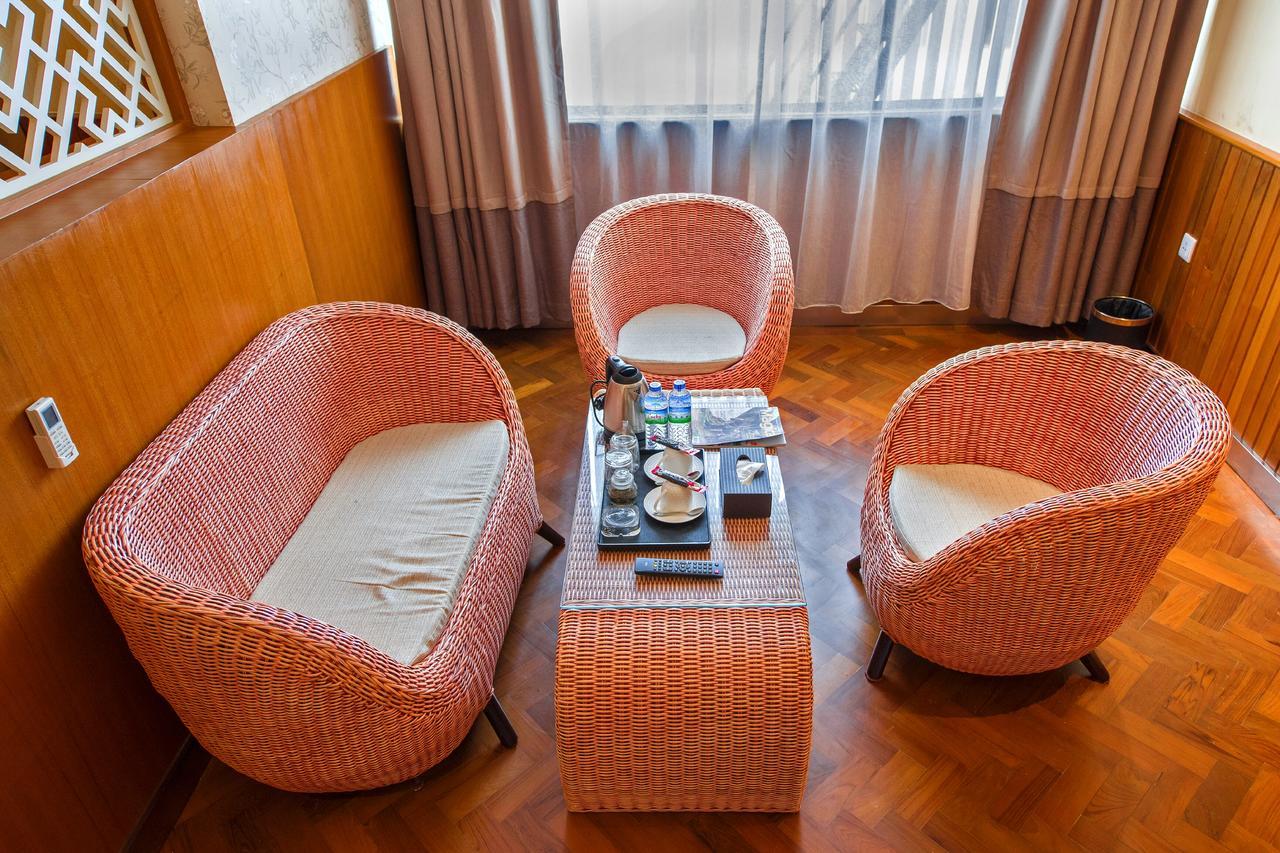 Unity Hotel Мандалай Екстер'єр фото