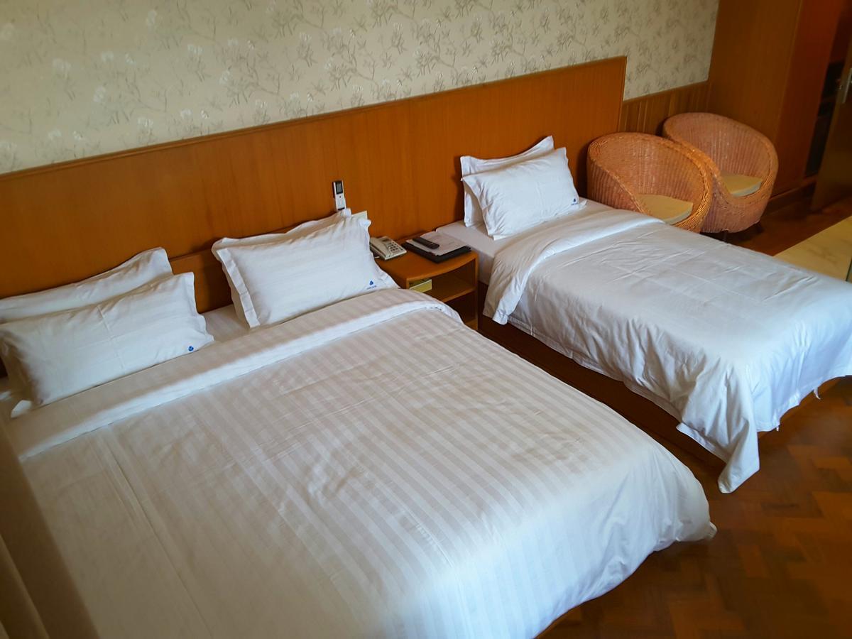 Unity Hotel Мандалай Екстер'єр фото