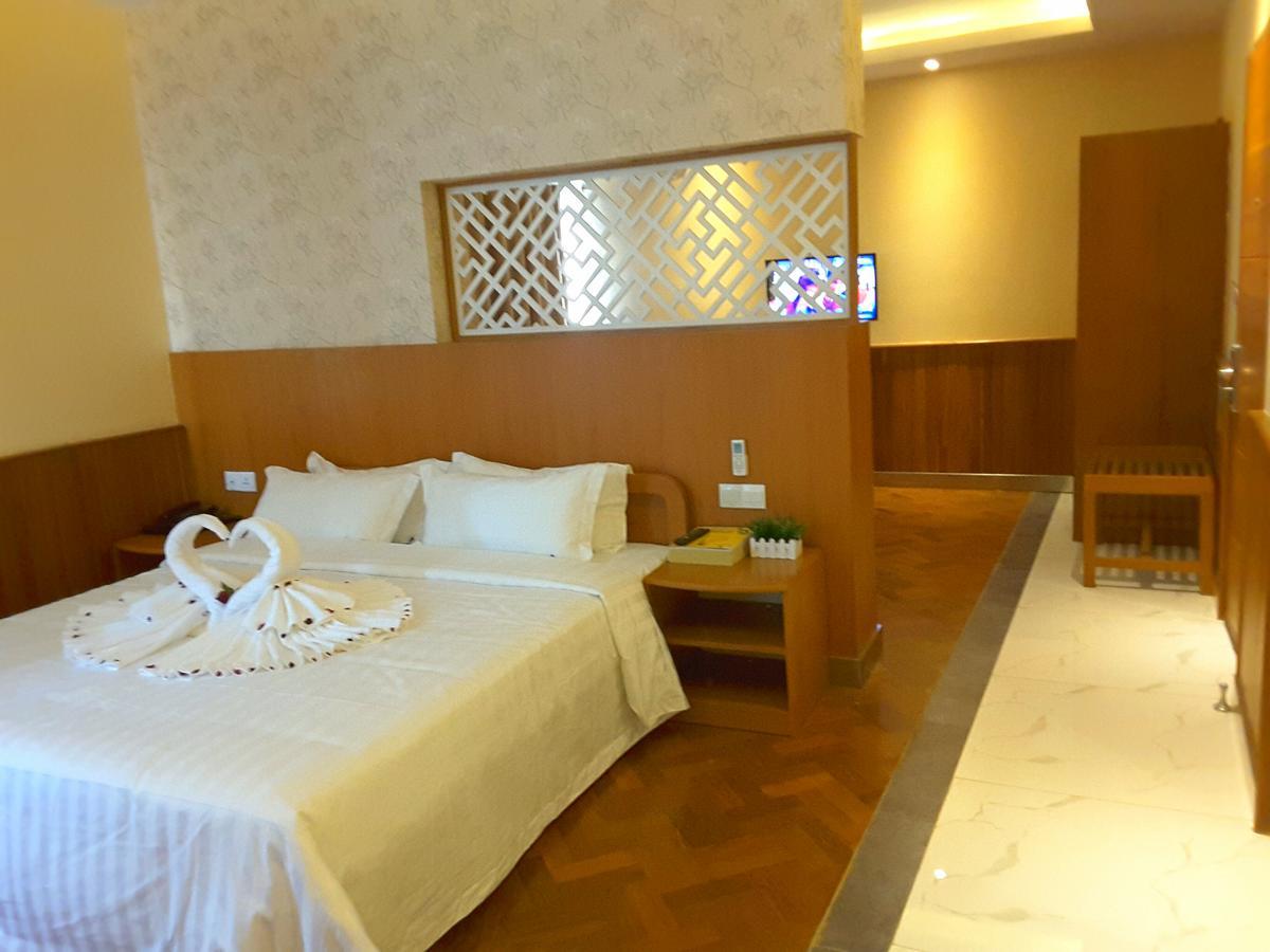 Unity Hotel Мандалай Екстер'єр фото
