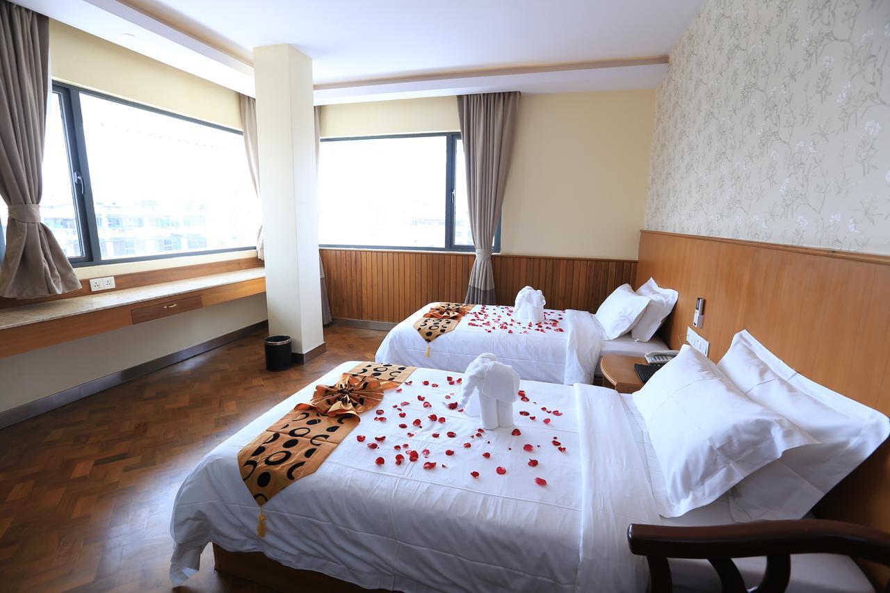 Unity Hotel Мандалай Екстер'єр фото